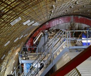 Poszerzają tunel kolejowy Wrocław Jelenia Góra