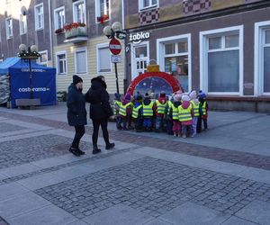 Ruszył Warmiński Jarmark Świąteczny w Olsztynie. Dziesiątki wystawców i tłumy na starówce