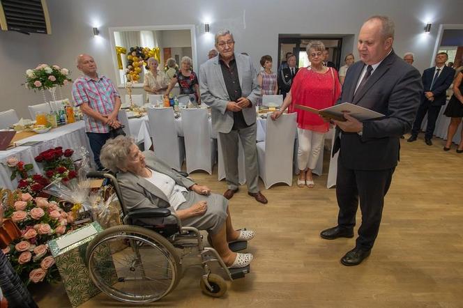 Piękny jubileusz pani Heleny! Mieszkanka powiatu świeckiego skończyła 100 lata! [ZDJĘCIA]