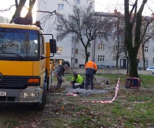 Usunięcie pomnika ks. Idziego Radziszewskiego ze skweru im. abp. J. Życińskiego