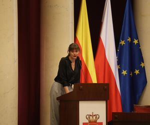 Nadzwyczajna sesja Rady Warszawy