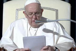Papież pozdrowił polskich pielgrzymów. Zachęcał do działań na rzecz pokoju