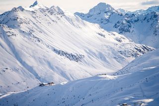 Zimowa stolica rodzinnych ferii. Atrakcje dla dzieci w olimpijskim kurorcie