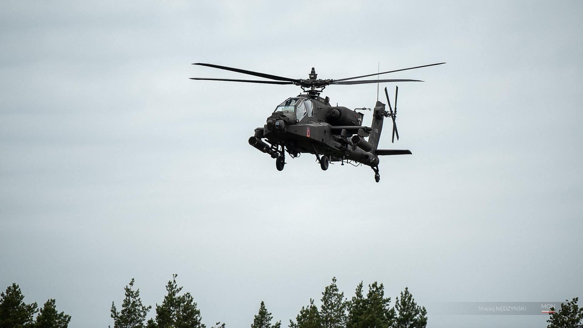  Apache AH-64E