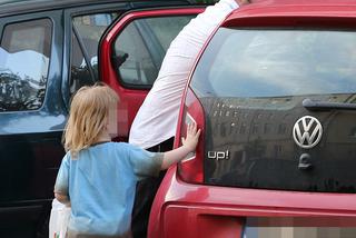 TWARDY SCYZORYK MIĘKNIE PRZY SYNU.