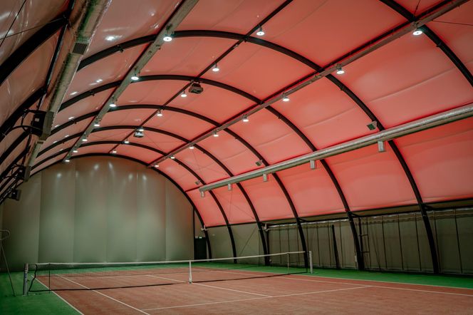 Boisko z certyfikatem FIFA, strzelnca, korty tenisowe. Akademickie Centrum Sportu będzie otwarte. Biegusiem!