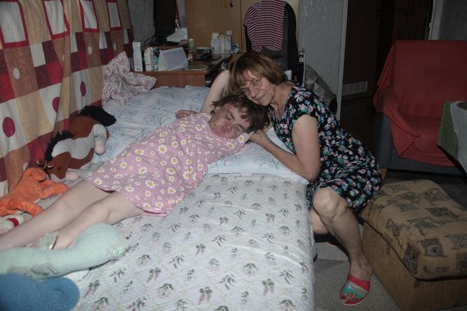 Siedlce. Kupmy Karolinie podnośnik do kąpieli 