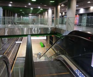 Peron 3. linii metra na stacji M2 Stadion Narodowy w Warszawie