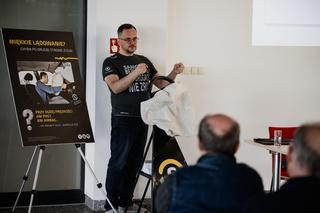 Policja pomaga szkolić kierowców Ubera