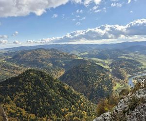 To jedno z najstarszych polskich uzdrowisk najpiękniej wygląda jesienią. Kurowali się w nim Sienkiewicz, Prus, Matejko i Konopnicka