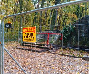 Porządkowanie terenu wokół wieży Quistorpa