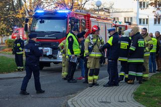 Wielka ewakuacja we Wrześni. Ponad 360 osób musiało opuścić swoje mieszkania! [ZDJĘCIA]