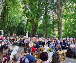 Wzruszający ślub podczas Pielgrzymki Lubelskiej 2025