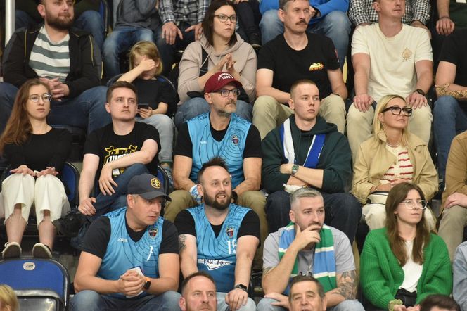 Arriva Polski Cukier Toruń - Anwil Włocławek, zdjęcia kibiców i zawodników z 4. meczu fazy play-off Orlen Basket Ligi