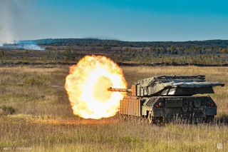 Ukraiński Leopard 1A5 na „polowaniu”. Czołg i dron rozbijają rosyjską piechotę