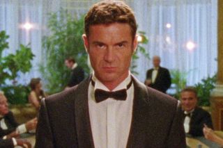 Jest ponoć bardziej Bondowski niż sam Bond. Błysk diamentu śmierci zmierza do kin