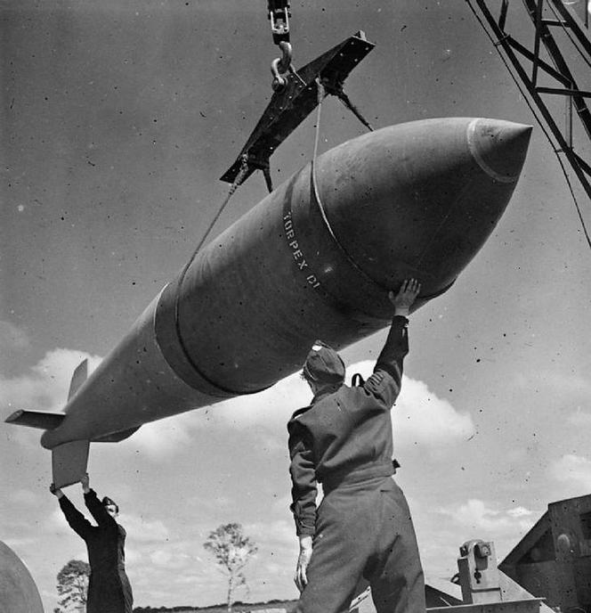 Tallboy jedna z największych bomb koncencjonalnych II Wojny Światowej