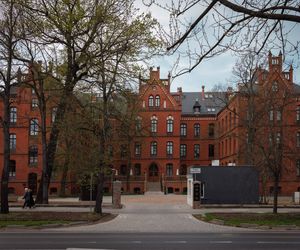 Przebudowa i zmiana sposobu użytkowania dawnego klasztoru na budynek hotelowy