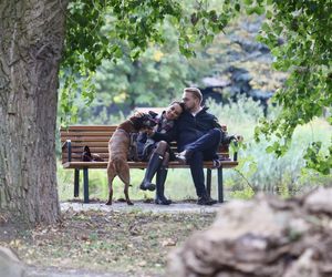 Jacek Ozdoba odpoczywa z żoną po ślubie