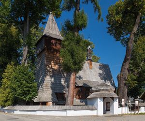To jeden z najpiękniejszych drewnianych kościołów w Małopolsce. Jest uznawany za perłę gotyku