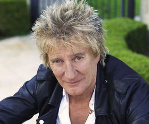 Rod Stewart zrobił sobie wycieczkę po Krakowie! Sklep z kapeluszami, pamiątka i zabawa w lokalnym pubie!
