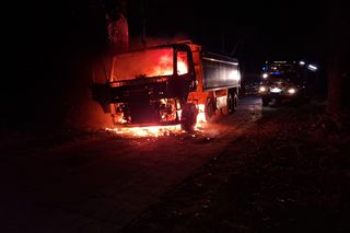 Ciężarówka płonęła jak pochodnia! Droga była zablokowana