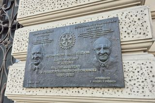 Ten gmach w Lublinie wniesiono w 1900 roku. Dziś znajduje się tu 4-gwiazdkowy Grand Hotel