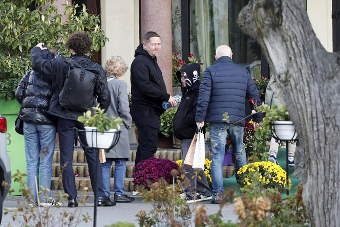 Tłumy gości na ślubie Katarzyny Cichopek i Macieja Kurzajewskiego. Wiemy, kto się pojawił