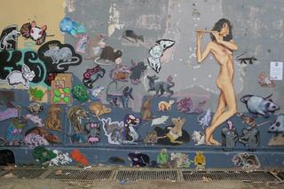 Stado szczurów i naga flecistka. Wyjątkowy mural we Wrocławiu 
