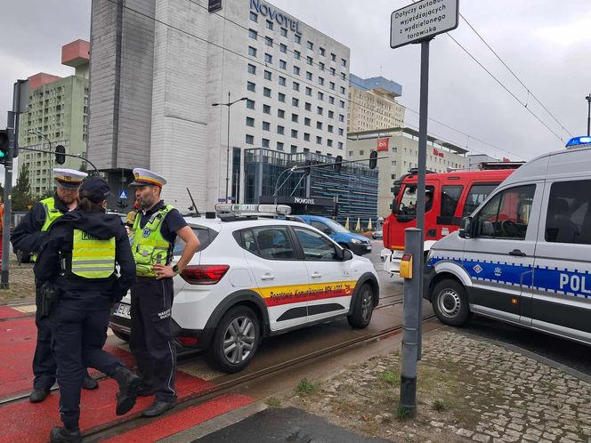 Zderzenie dwóch tramwajów w centrum Łodzi.