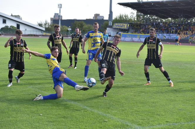 Elana Toruń - Pogoń Nowe Skalmierzyce 1:0, zdjęcia z meczu na Stadionie im. Grzegorza Duneckiego