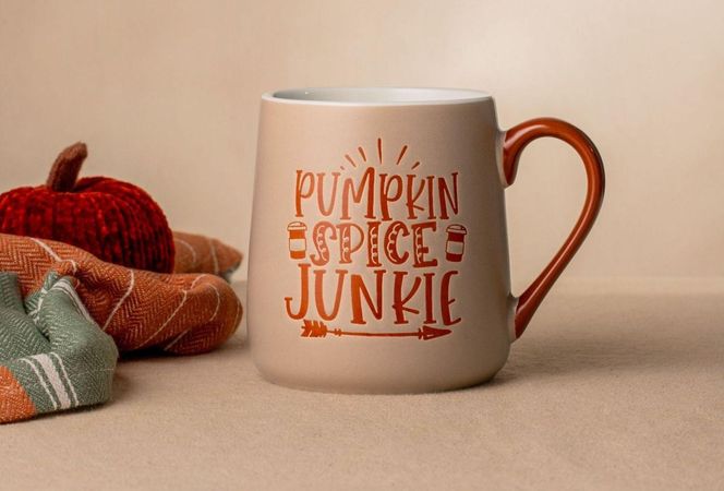 Kubki z motywem jesieni
