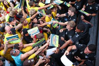 GKS Katowice gotowy na Ekstraklasę. Prezentacja na Sztauwajerach przyciągnęła tłumy kibiców