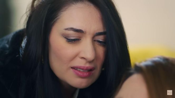 Handan uprowadzi Elif spod domu