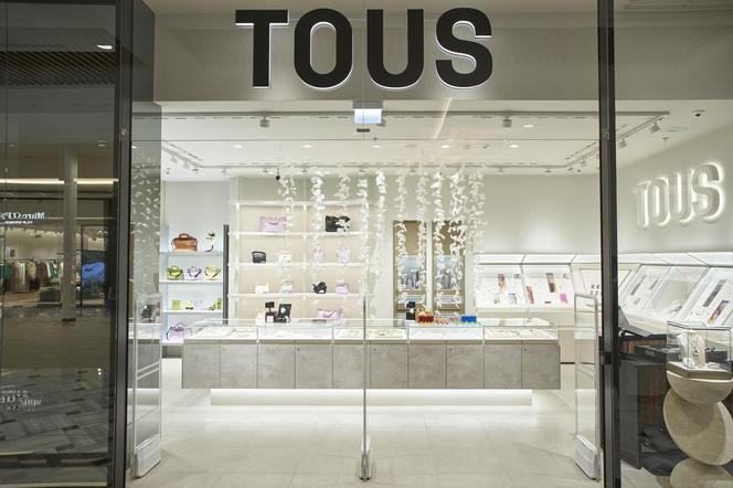 Tous