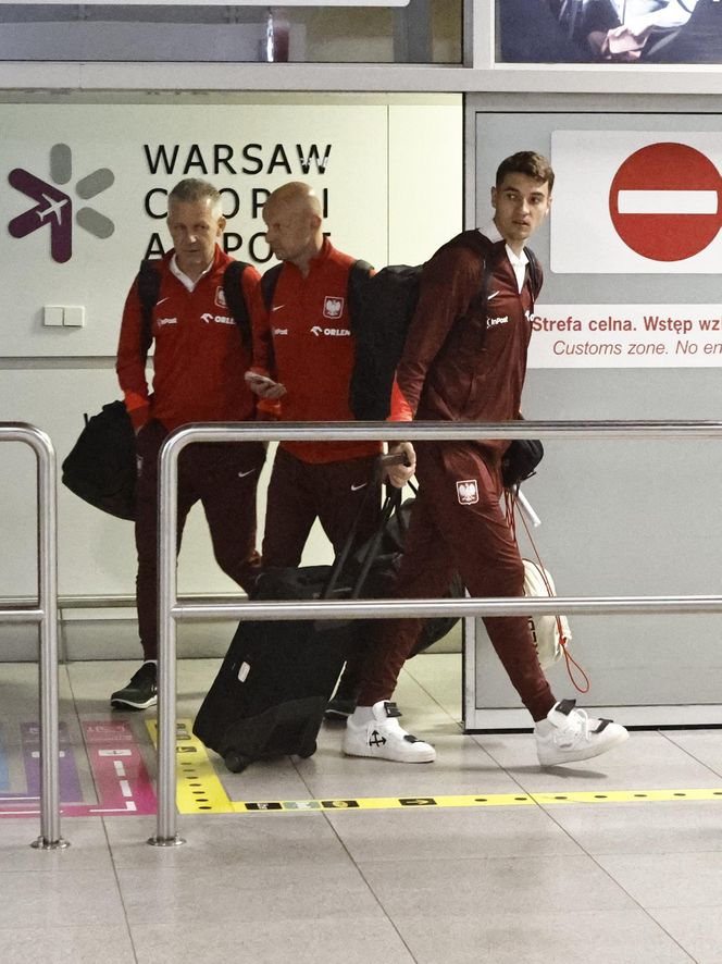 Piłkarze wrócili do kraju po blamażu z Finlandią