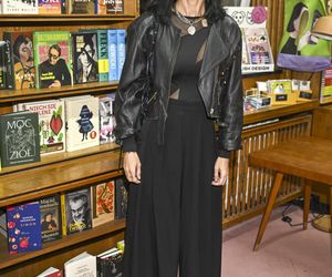 Tak wygląda Viola Kołakowska po rozstaniu z Karolakiem. Cała na czarno