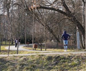 Mieszkańcy Lublina poczuli wiosnę. Na termometrach było ponad 20 stopni! Wiosenna odsłona Parku Ludowego w obiektywie