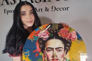 Anastazja i sztuka z żywicy. Praca z kapryśnym materiałem i efekt końcowy, który wszystko wynagradza