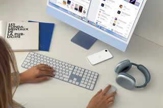 Black to school z Apple. Te urządzenia będą nieocenionym wsparciem dla każdego ucznia. Teraz kupisz je taniej! 