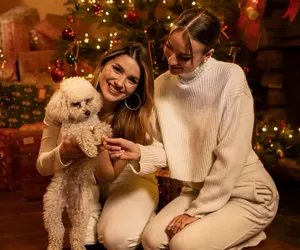 Julia Żugaj i Monika Kociołek niczym Mariah i Ariana! Dziewczyny z Teamu X w świątecznym nastroju