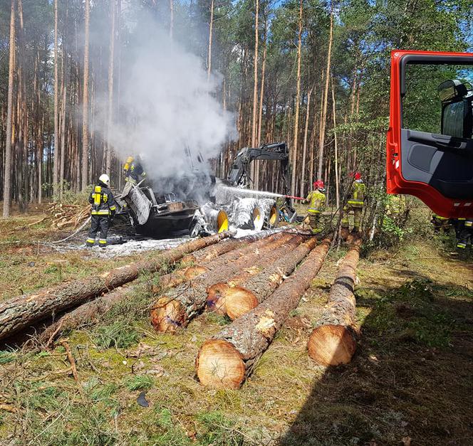 Pożar kombajnu zrębowego