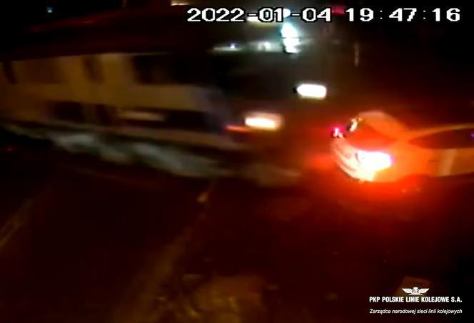 Rudzienice: 61-latce grożą zarzuty za wjechanie na torowisko