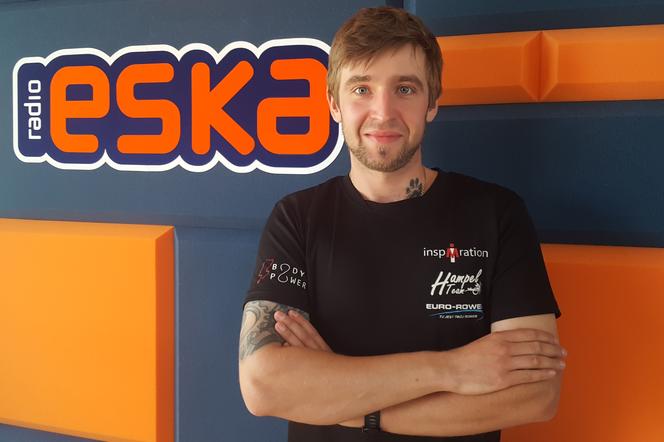 Triathlonista z Leszna Patryk Hampel będzie dziś ustanawiał Rekord Guinnessa