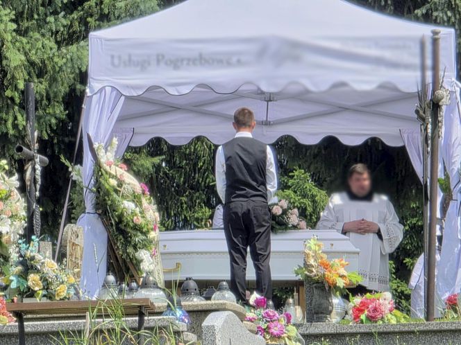 Pogrzeb 14-letniej Julii, która zginęła w pożarze