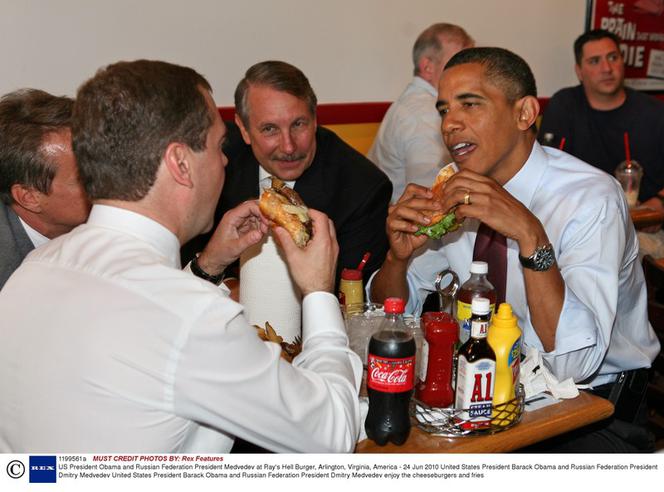 Obama zabrał Miedwiediewa na hamburgery