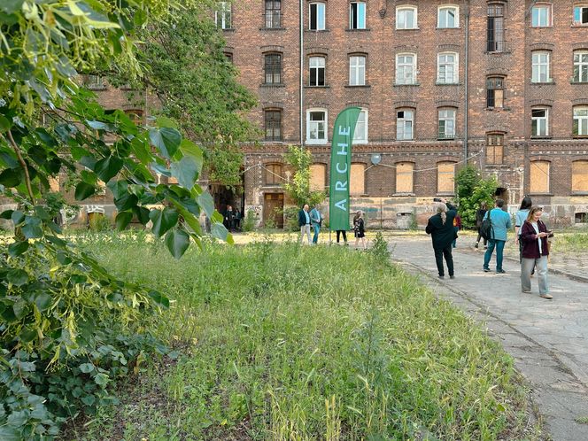 Zabytkowe famuły Izraela Poznańskiego w Łodzi 