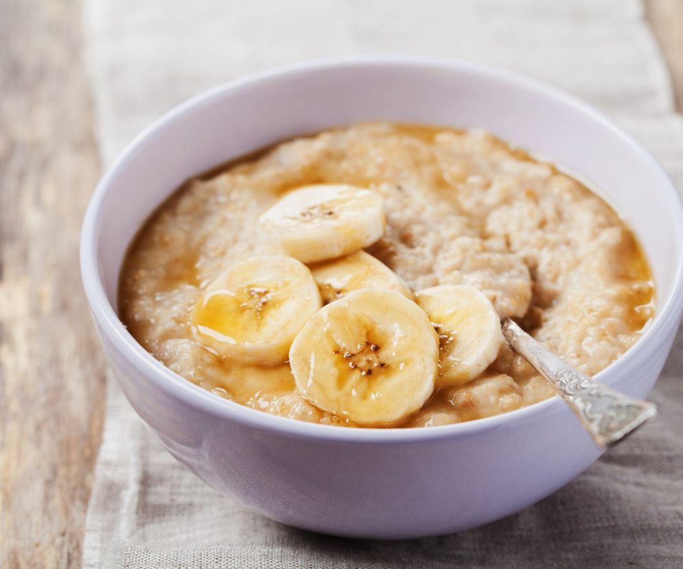 nocna owsianka z bananem i lnem
