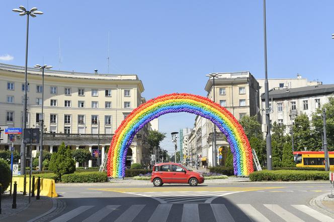 Tęcza wraca na Plac Zbawiciela w Warszawie