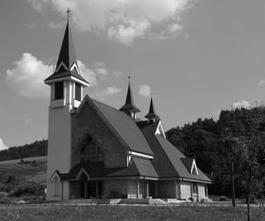 Nie żyje ksiądz Janusz Kiełbasa. Był proboszczem, miał tylko 63 lata